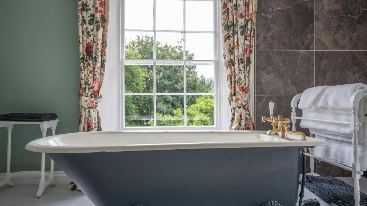 Pantybeiliau House Bed & Breakfast Gilwern Buitenkant foto